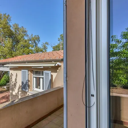 Casa Vignola * カポリーヴェリ